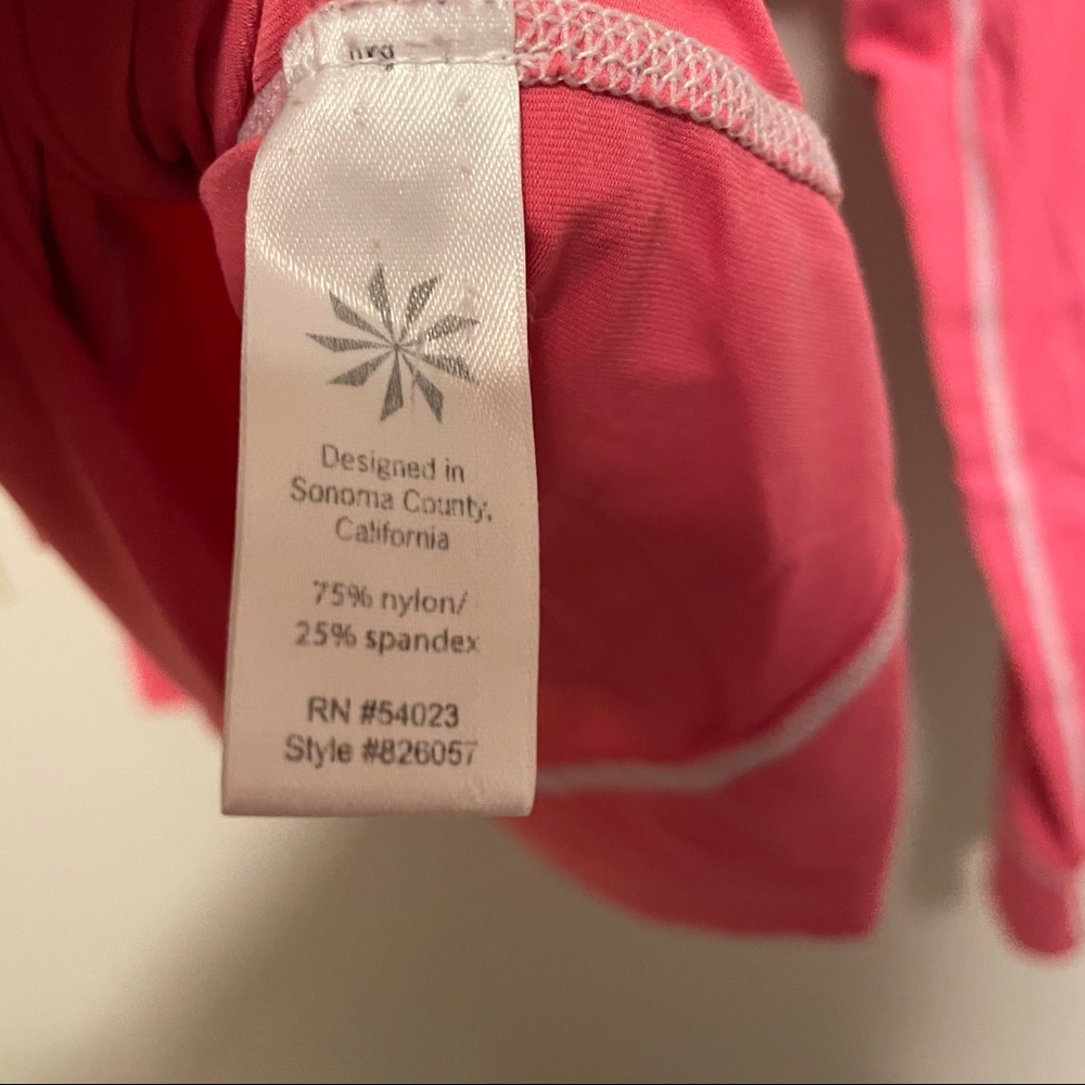 ❌SOLD❌ Athleta Womens Rash Guard Swim Surf Shirt Long Sleeve Pink Sun Shade sz M - Picture 12 of 12